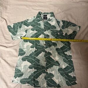 Buffalo David Bitton Green Leaf Pattern Shirt